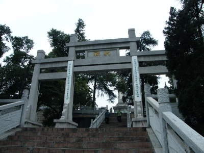 1567667_1303920529xoDx.jpg